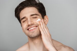 Giải Pháp Skincare Nam Sử Dụng Công Nghệ Cao Và AI Tối Ưu